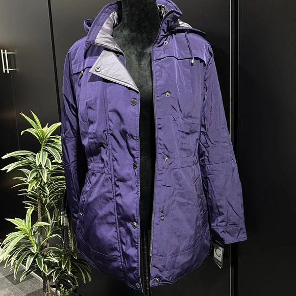 Gallery NY Waterproof Parka/winter coat,removable hood, zip/snap up, pockets - Picture 10 of 16